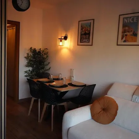 Apartment Cozy In *